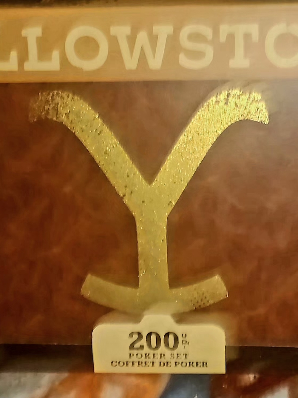 200 Piece Poker Set with Gold Accent